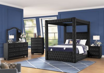 Monica luxurious Four-Poster Queen 4 Pc Bedroom Set Made with Wood in Black